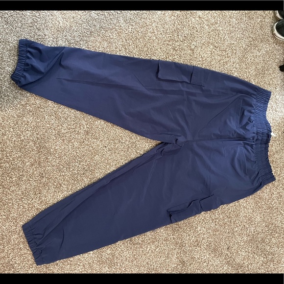 Fabletics Franchise Woven Pants Navy Size XL - Picture 4 of 5